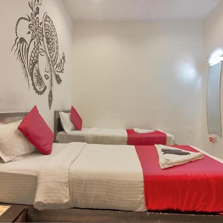 Hotel Sunshine Airport Мумбаї Екстер'єр фото