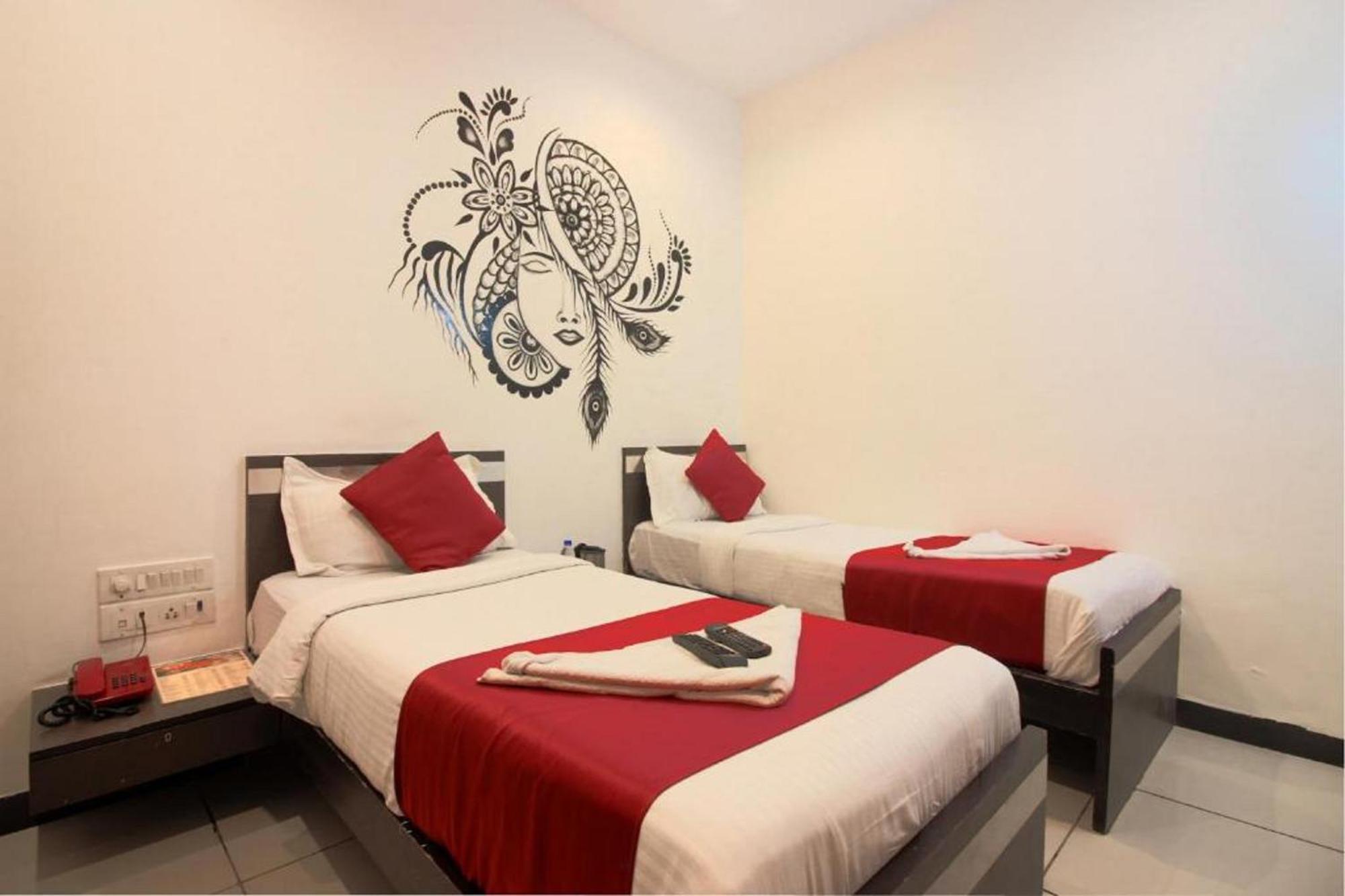 Hotel Sunshine Airport Мумбаї Екстер'єр фото