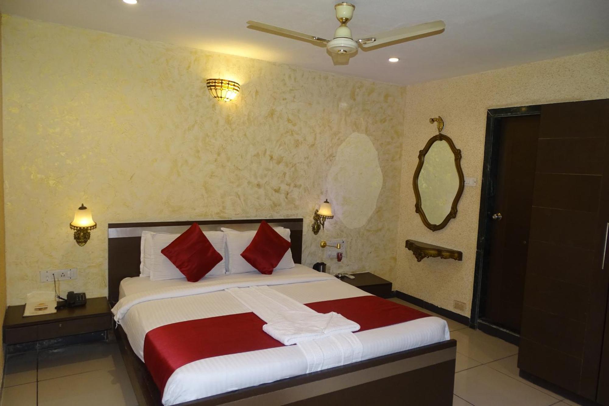 Hotel Sunshine Airport Мумбаї Екстер'єр фото
