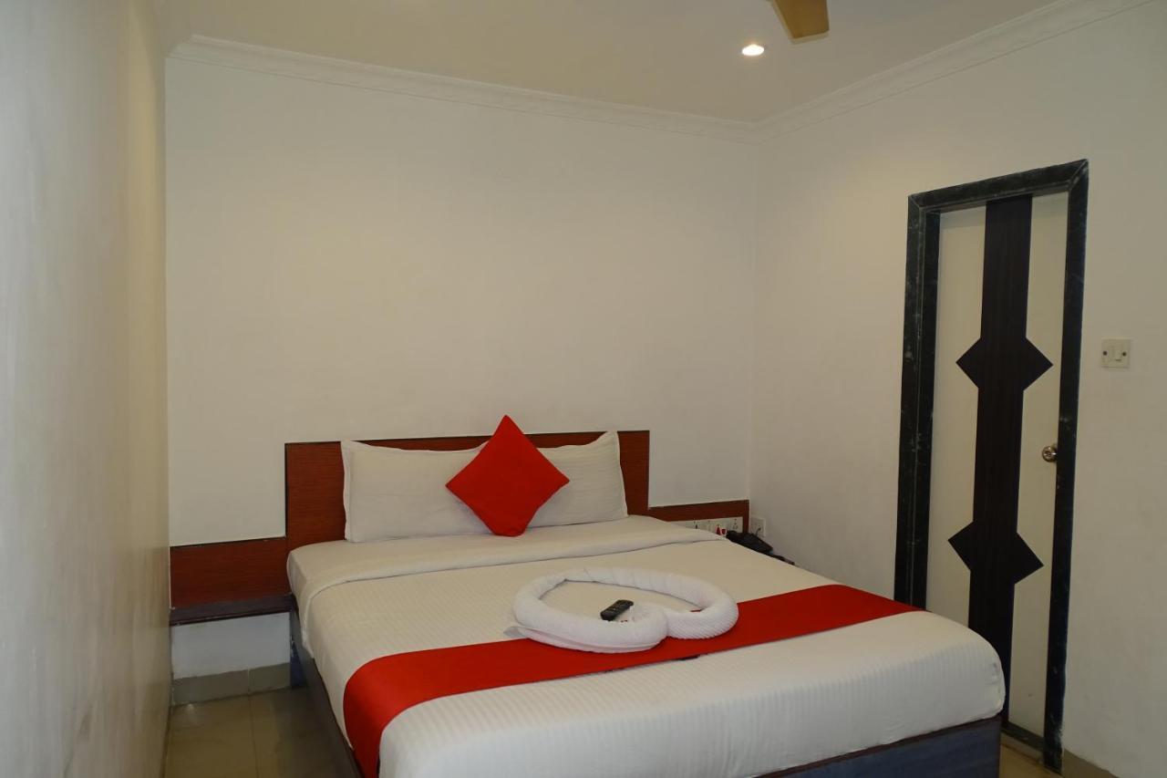 Hotel Sunshine Airport Мумбаї Екстер'єр фото