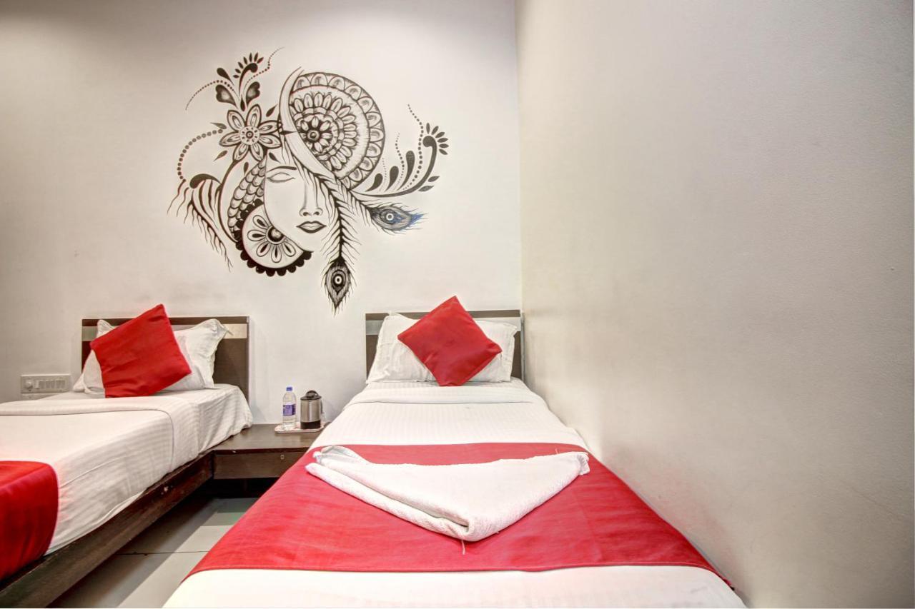 Hotel Sunshine Airport Мумбаї Екстер'єр фото