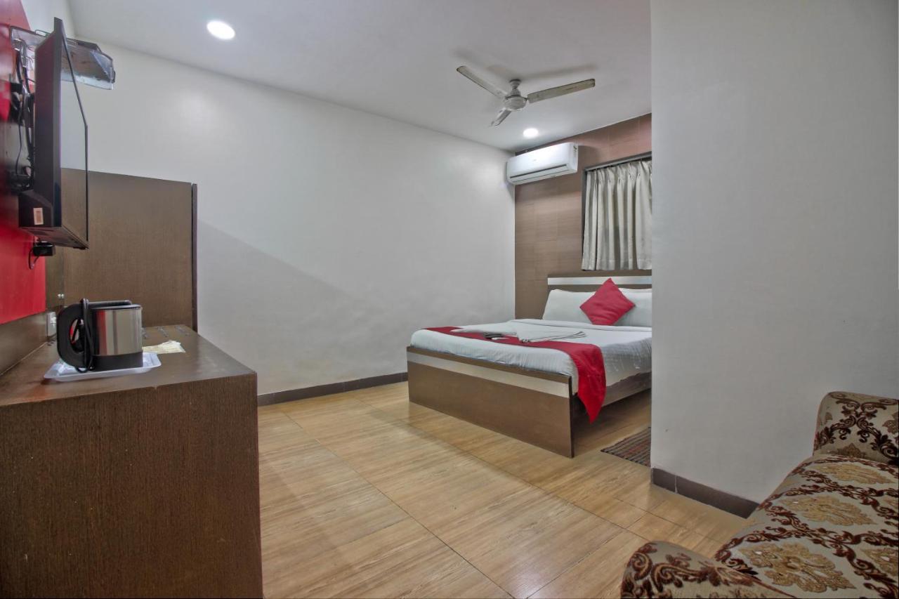 Hotel Sunshine Airport Мумбаї Екстер'єр фото