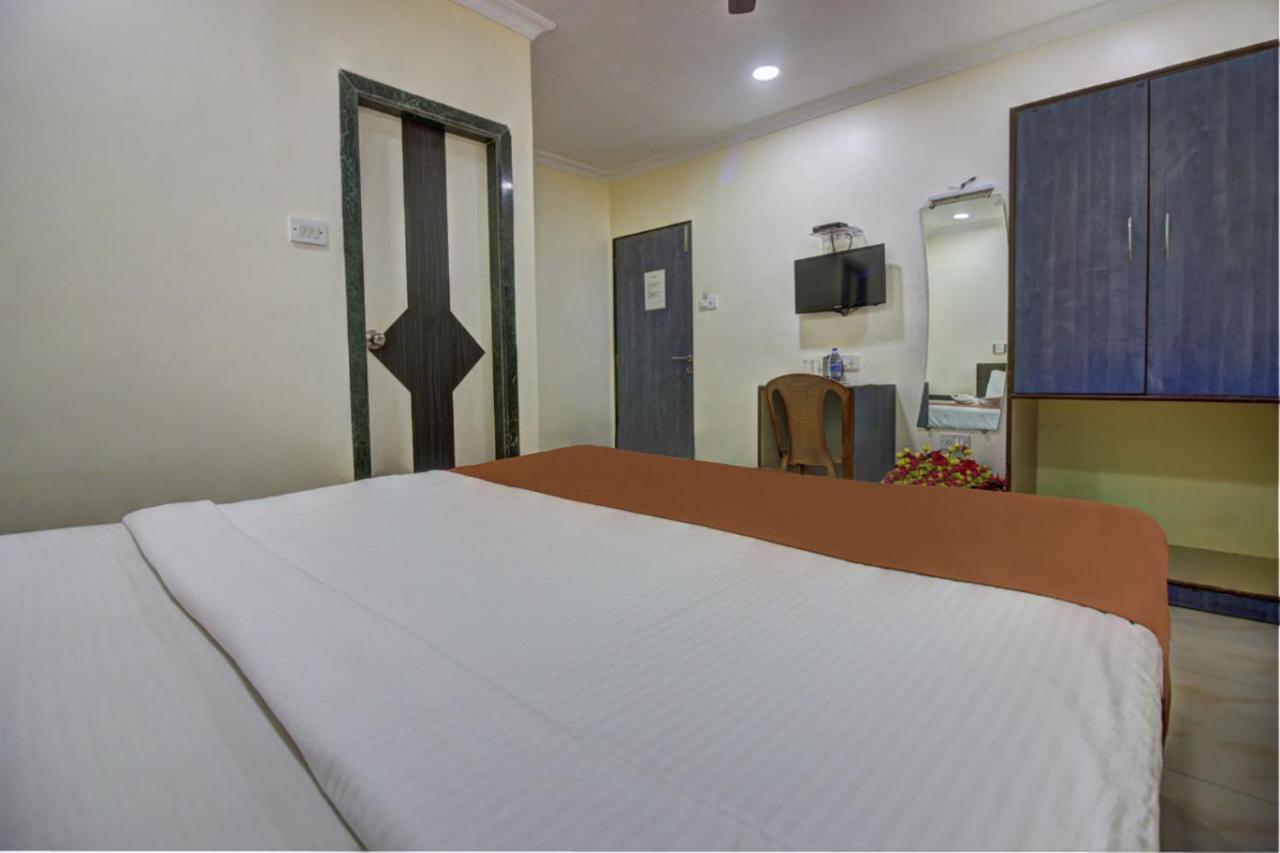 Hotel Sunshine Airport Мумбаї Екстер'єр фото