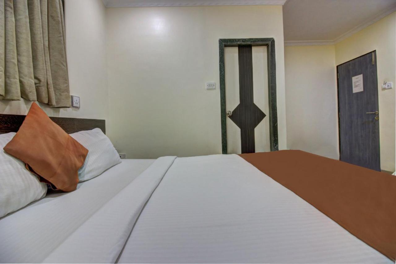 Hotel Sunshine Airport Мумбаї Екстер'єр фото