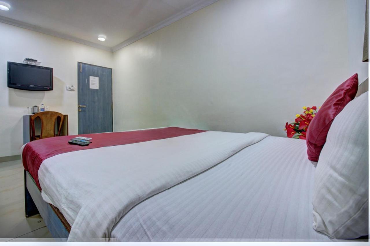 Hotel Sunshine Airport Мумбаї Екстер'єр фото